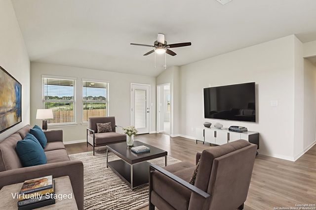 107 Shelton Pass, Cibolo, TX 78108