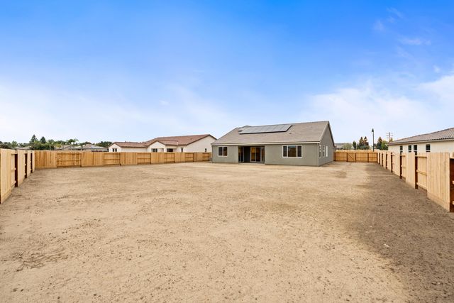 2729 S Jacques Court Lot1014, Visalia, CA 93277