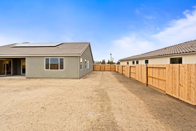 2729 S Jacques Court Lot1014, Visalia, CA 93277
