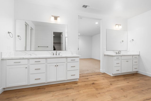 2729 S Jacques Court Lot1014, Visalia, CA 93277