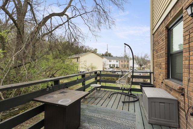 741 Fox Ridge Dr, Brentwood, TN 37027