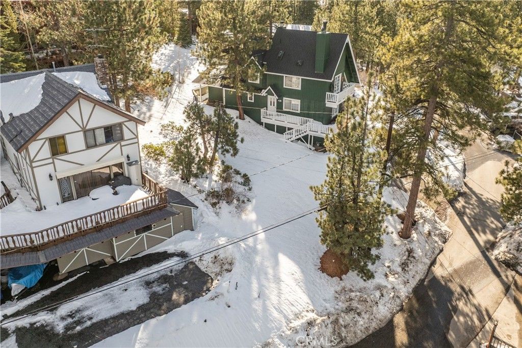 Image 13 of property listing at 0 Cove Drive, Big Bear Lake, CA 92315