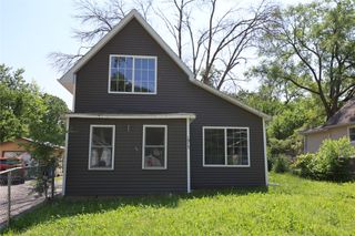 1915 22nd Street, Des Moines, IA 50310