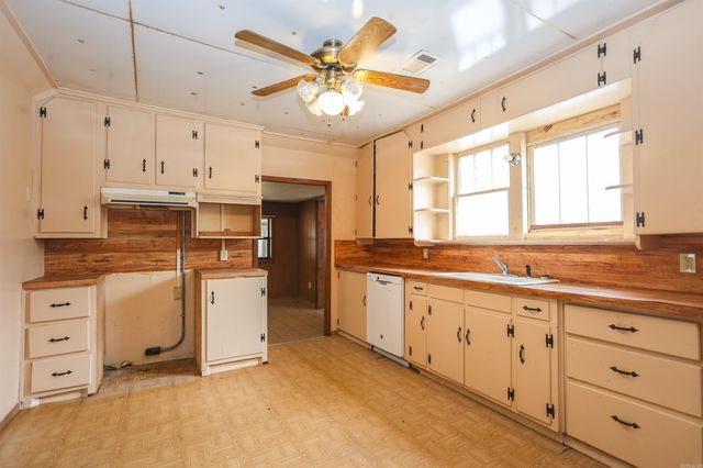 5272 & 5280 HWY 270, Mount Ida, AR 71957