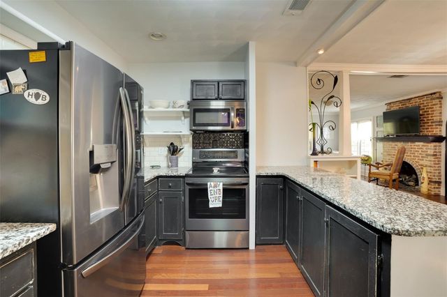 2390 SHERIDAN ROAD, Mount Dora, FL 32757