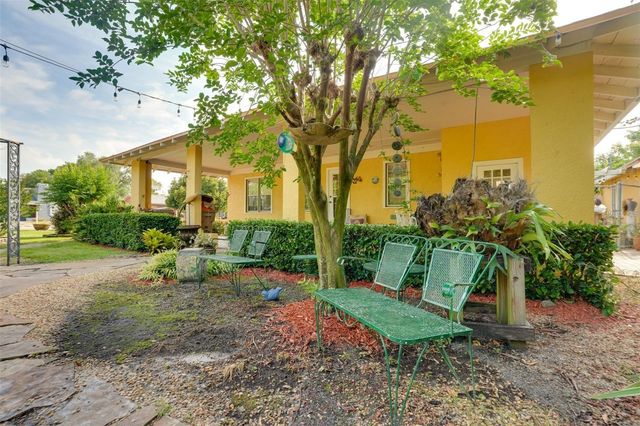 2390 SHERIDAN ROAD, Mount Dora, FL 32757