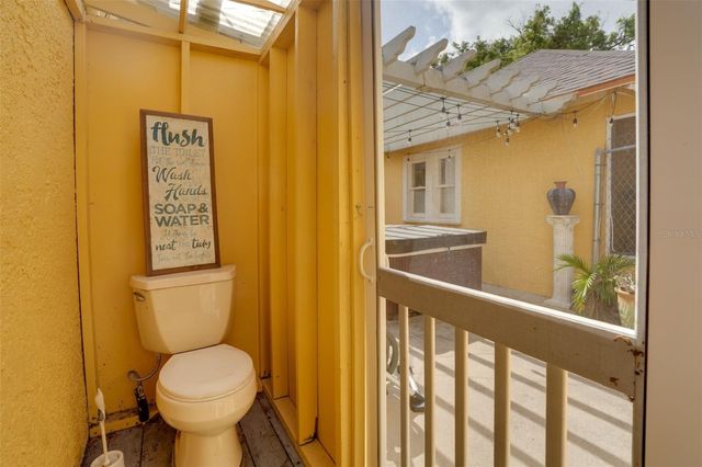 2390 SHERIDAN ROAD, Mount Dora, FL 32757