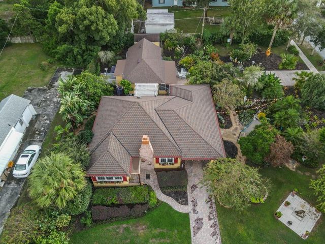 2390 SHERIDAN ROAD, Mount Dora, FL 32757