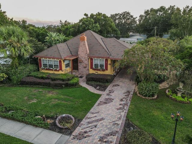 2390 SHERIDAN ROAD, Mount Dora, FL 32757