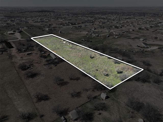 8824 Clearview Drive, Joshua, TX 76058