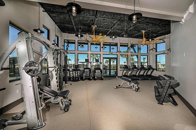 31327 PENDLETON LANDING CIRCLE, Wesley Chapel, FL 33545
