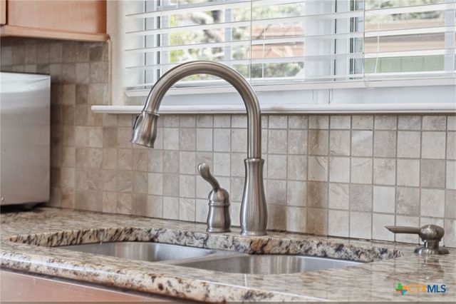 2366 Colleen Drive, Canyon Lake, TX 78133