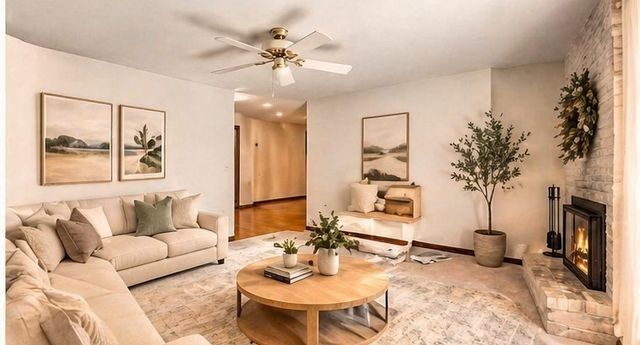 105 Starr Ave, Lowell, MA 01852