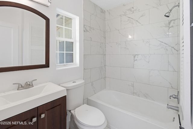 5405 WINDERMERE Drive, Jacksonville, FL 32211