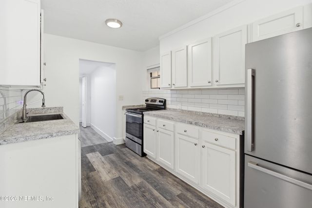 5405 WINDERMERE Drive, Jacksonville, FL 32211