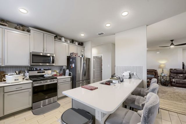 641 Godley, Godley, TX 76044