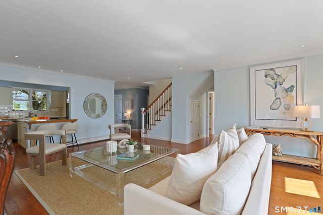 34 Shorehaven Road, Norwalk, CT 06855