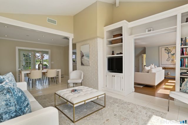 34 Shorehaven Road, Norwalk, CT 06855