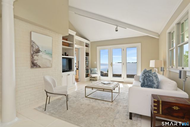 34 Shorehaven Road, Norwalk, CT 06855