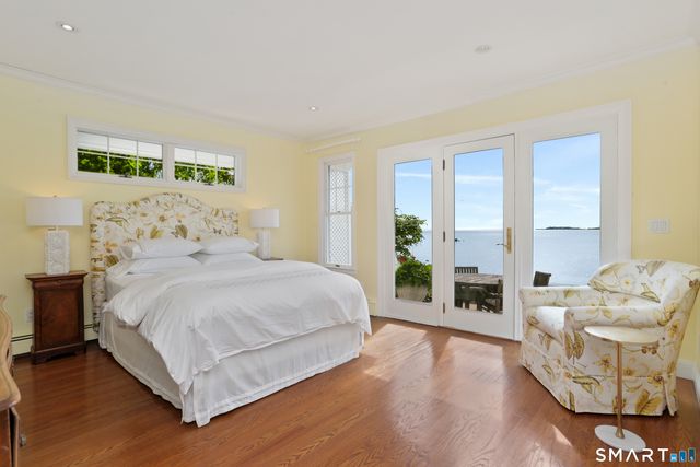 34 Shorehaven Road, Norwalk, CT 06855