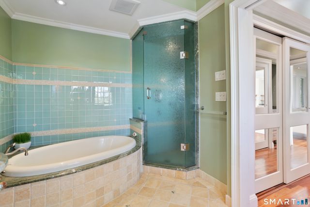 34 Shorehaven Road, Norwalk, CT 06855