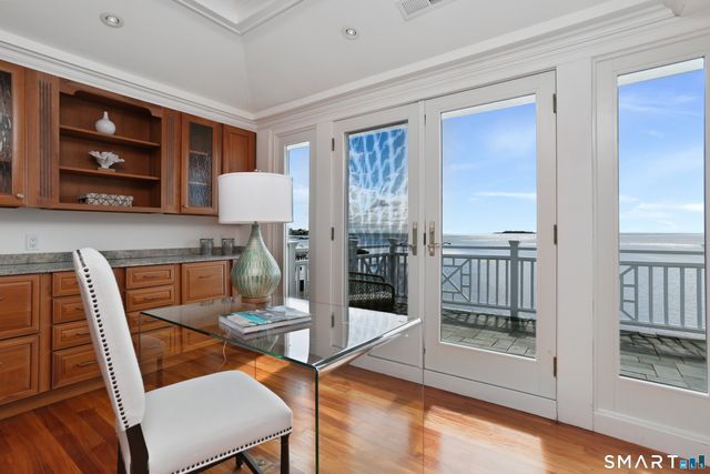 34 Shorehaven Road, Norwalk, CT 06855