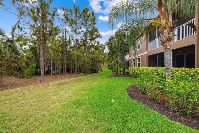 6669 Alden Woods CIR 7-201, Naples, FL 34113