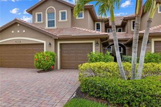6669 Alden Woods CIR 7-201, Naples, FL 34113