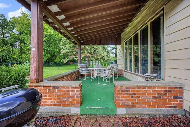 2020 Tuscarora Road, Niagara, NY 14304