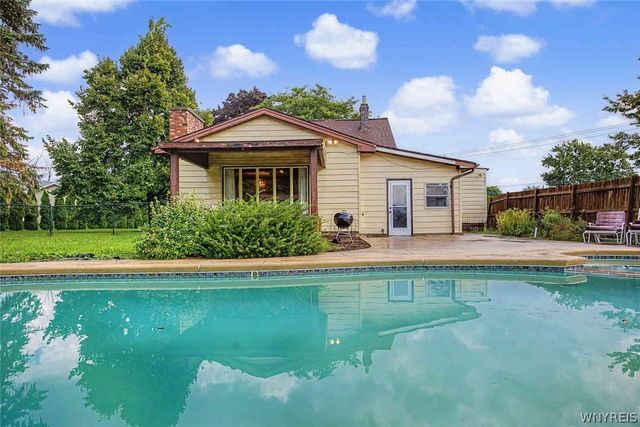2020 Tuscarora Road, Niagara, NY 14304