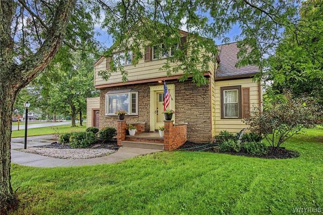 2020 Tuscarora Road, Niagara, NY 14304