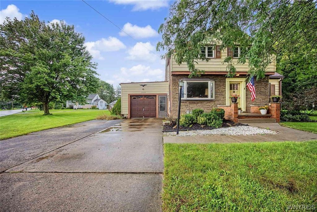 2020 Tuscarora Road, Niagara, NY 14304