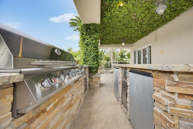 7456 Orange Haze Way, Las Vegas, NV 89149
