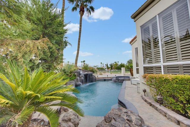 7456 Orange Haze Way, Las Vegas, NV 89149