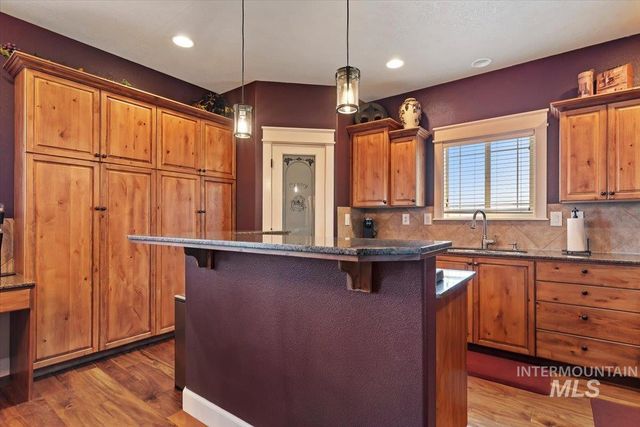 676 Kennedy Ct, Middleton, ID 83644