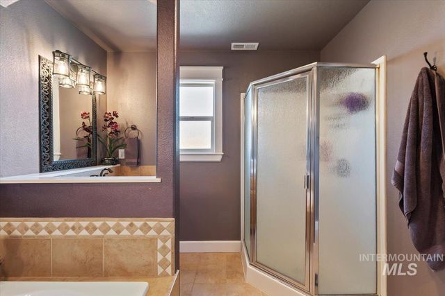 676 Kennedy Ct, Middleton, ID 83644