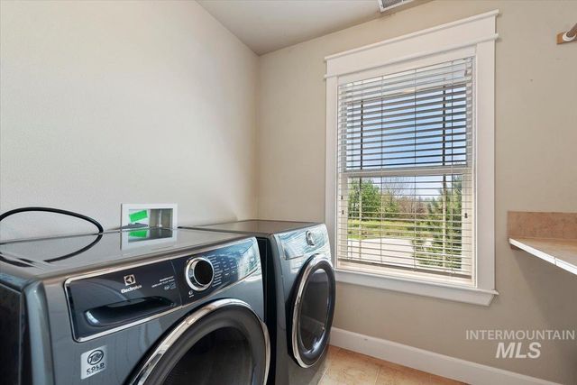 676 Kennedy Ct, Middleton, ID 83644