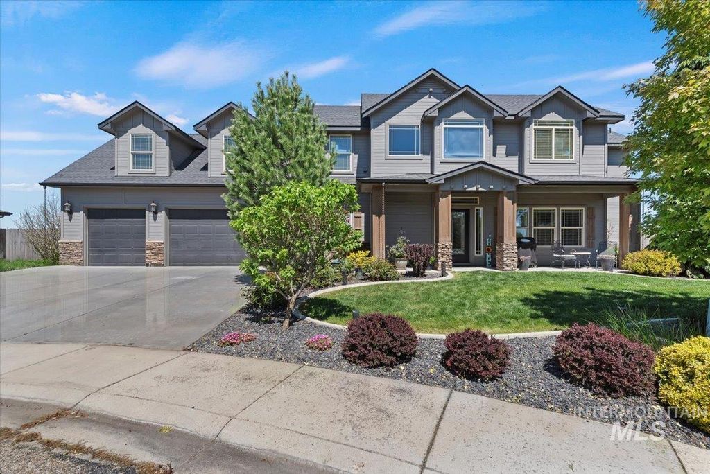 676 Kennedy Ct, Middleton, ID 83644