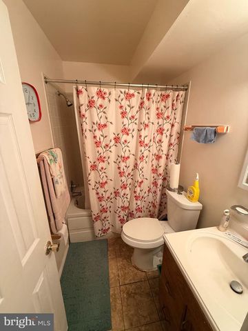 516 56TH ST NE, Washington, DC 20019