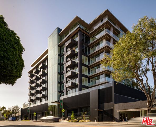 8850 Rosewood Avenue, West Hollywood, CA 90048