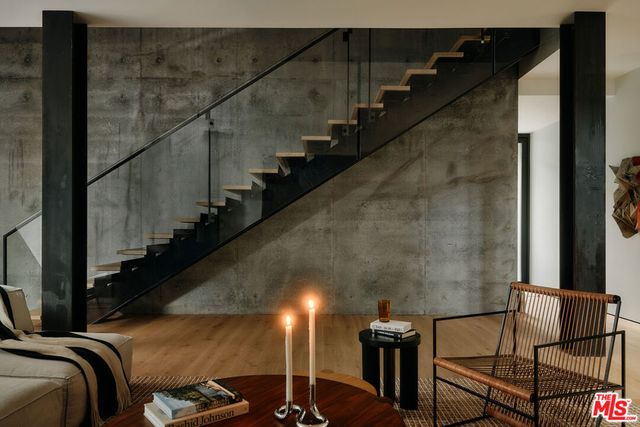 8850 Rosewood Avenue, West Hollywood, CA 90048