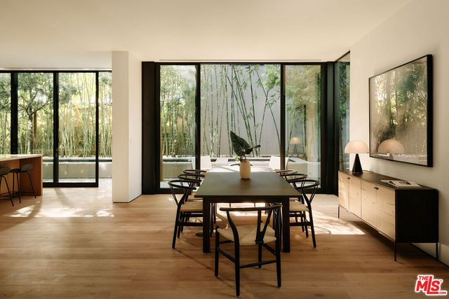 8850 Rosewood Avenue, West Hollywood, CA 90048