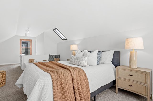 5712 25th Avenue S, Minneapolis, MN 55417