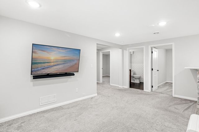 5712 25th Avenue S, Minneapolis, MN 55417