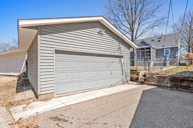 5712 25th Avenue S, Minneapolis, MN 55417