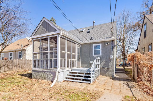 5712 25th Avenue S, Minneapolis, MN 55417