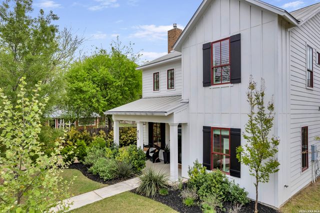 415 Ogrady, Boerne, TX 78006