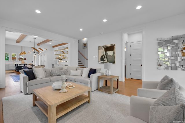 415 Ogrady, Boerne, TX 78006