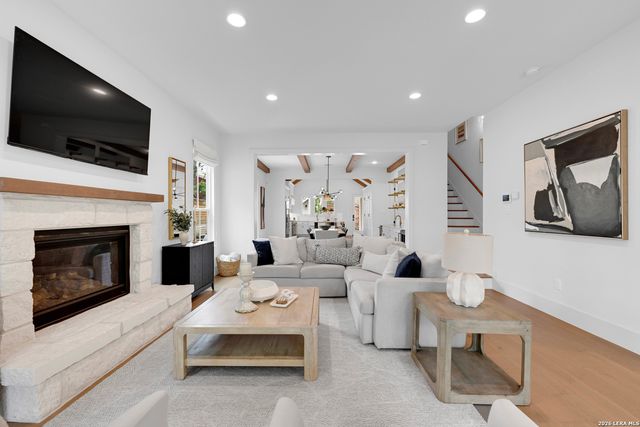 415 Ogrady, Boerne, TX 78006