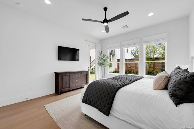 415 Ogrady, Boerne, TX 78006